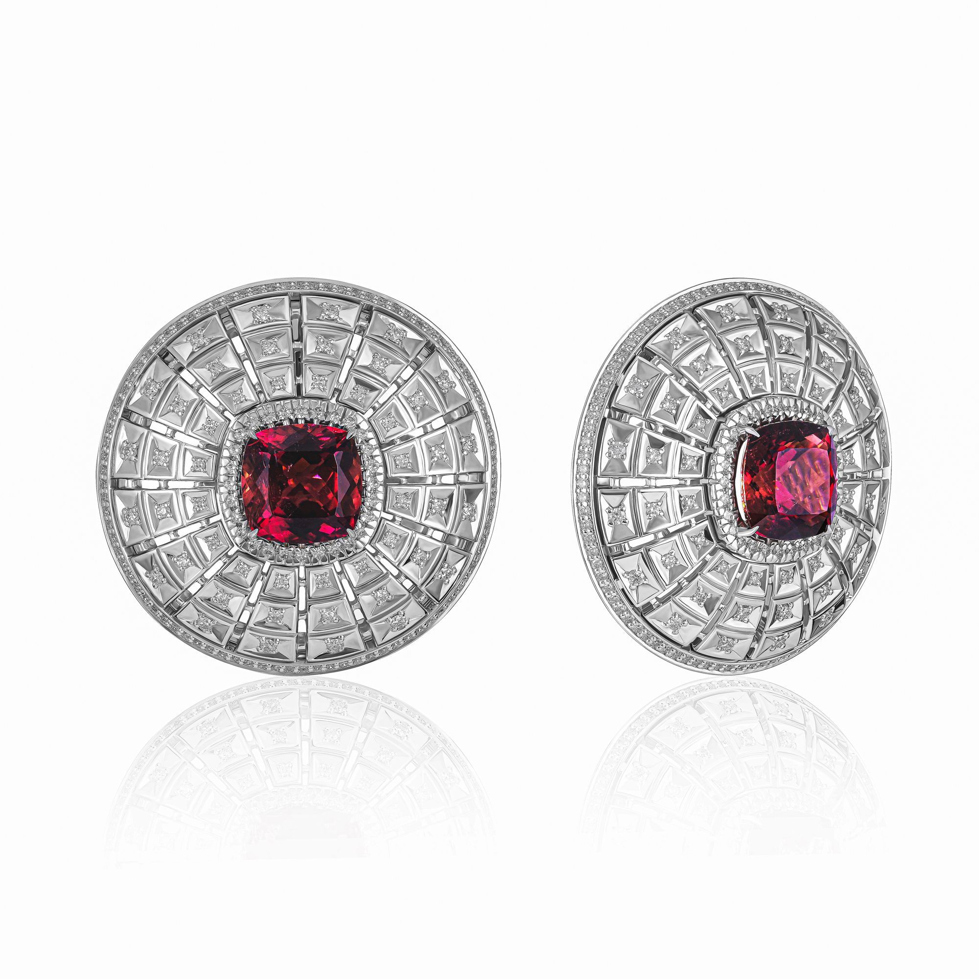 Серьги из белого золота с бриллиантами и турмалинами 8.45 ct