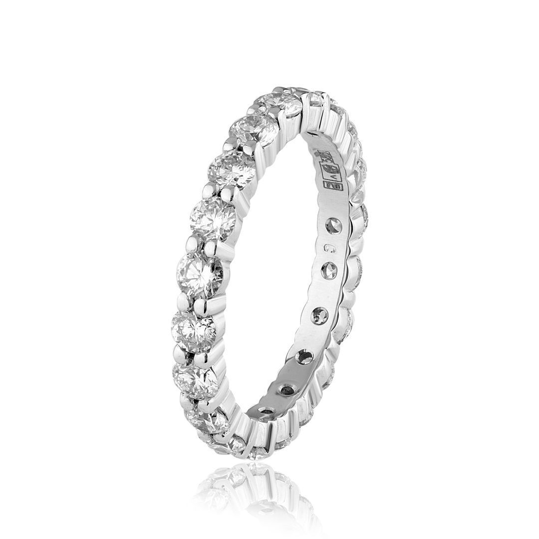 Кольцо из белого золота с бриллиантами