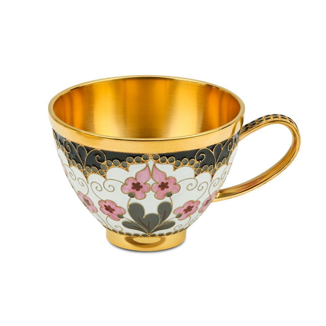 Чашка из серебра 