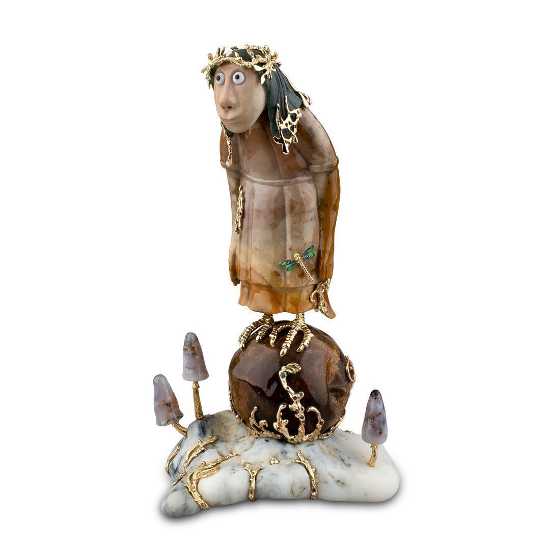 Украшение «Кикимора» интерьера из желтого золота с топазами, бриллиантами, изумрудами и родолитами