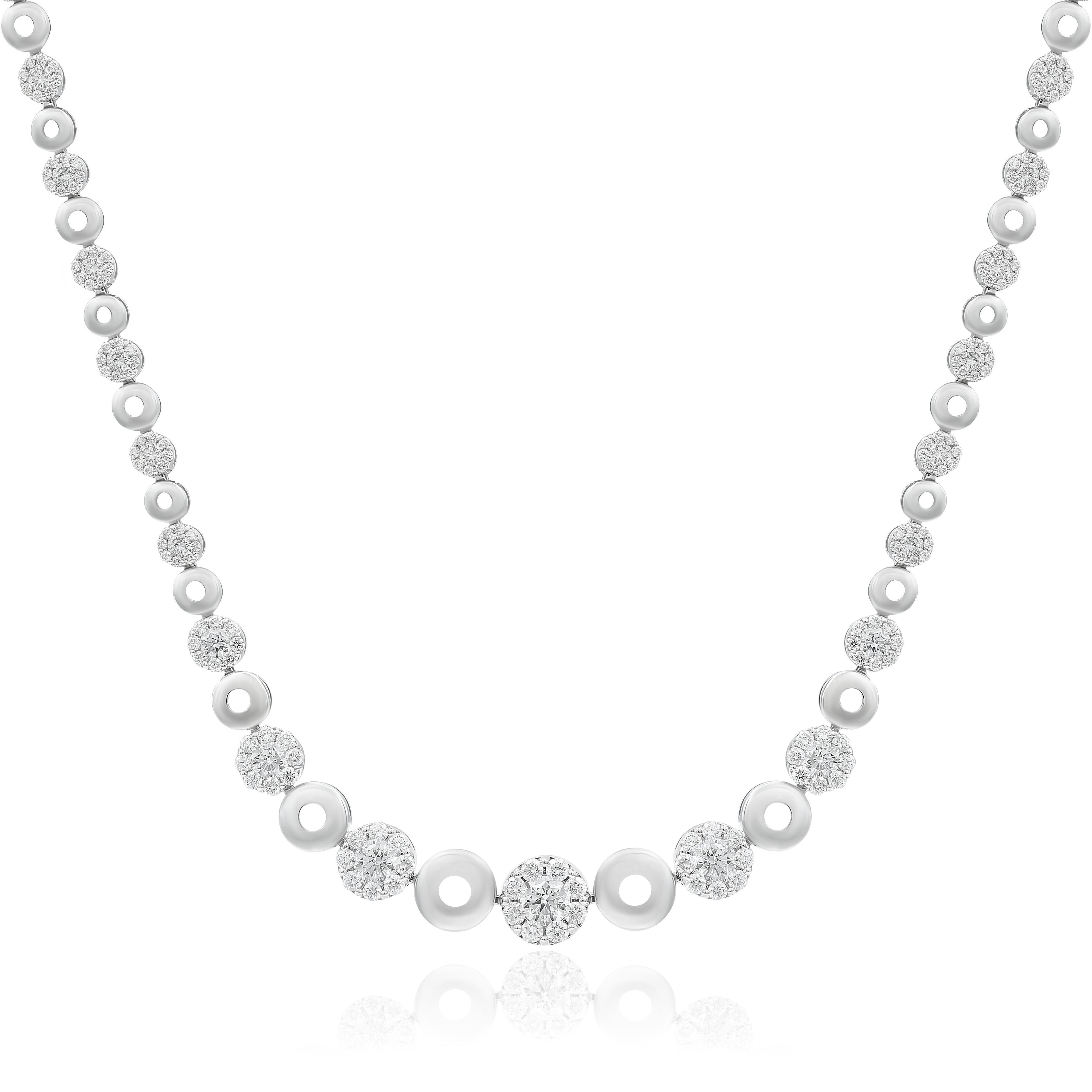 Колье из белого золота с бриллиантами