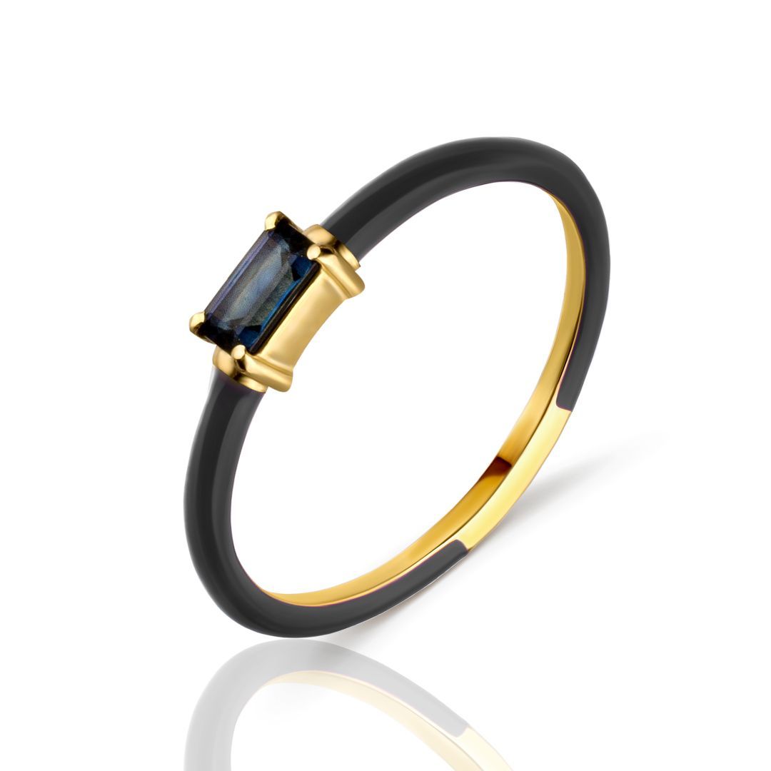 Кольцо из желтого золота с сапфиром