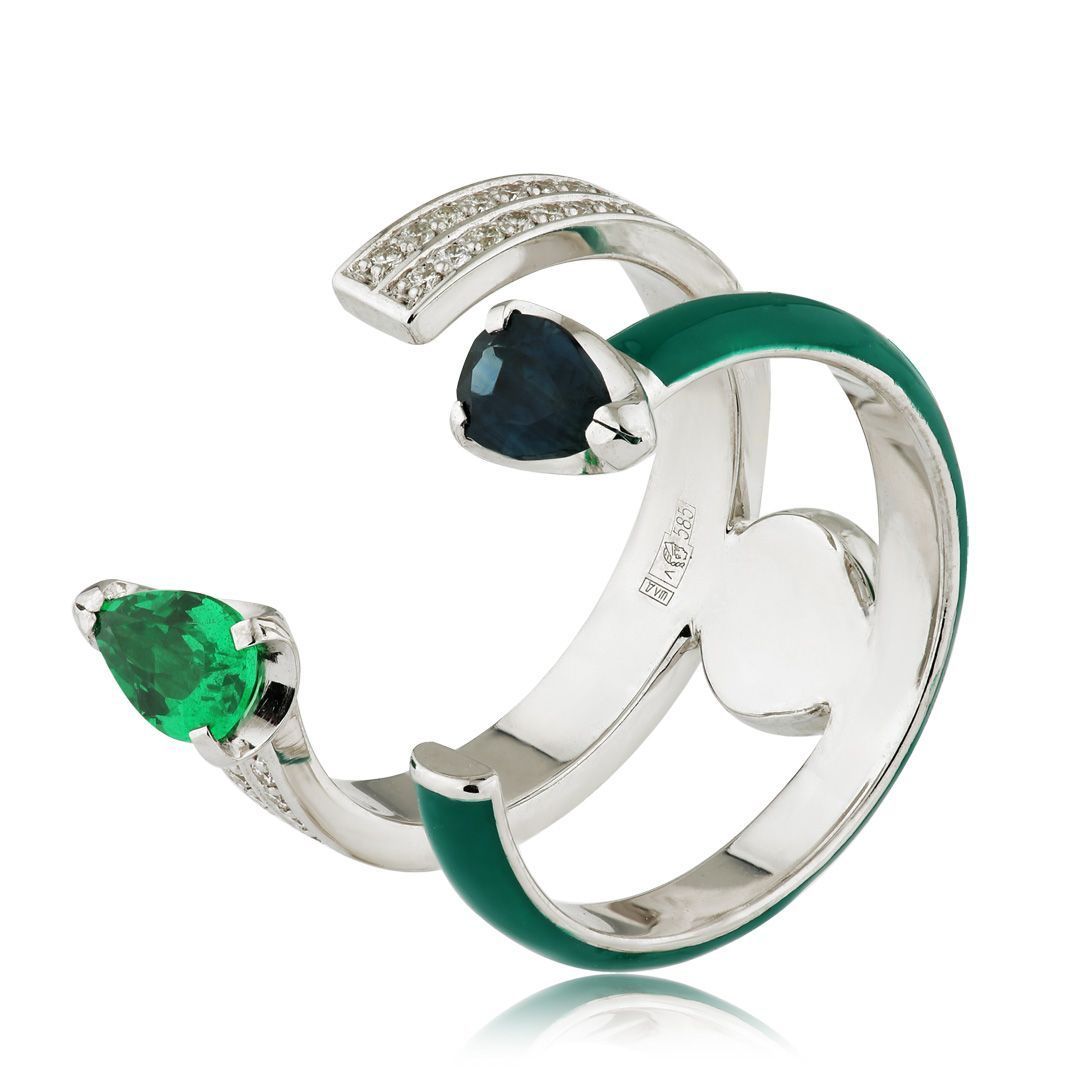 Кольцо из белого золота с сапфиром, гранатом и бриллиантами