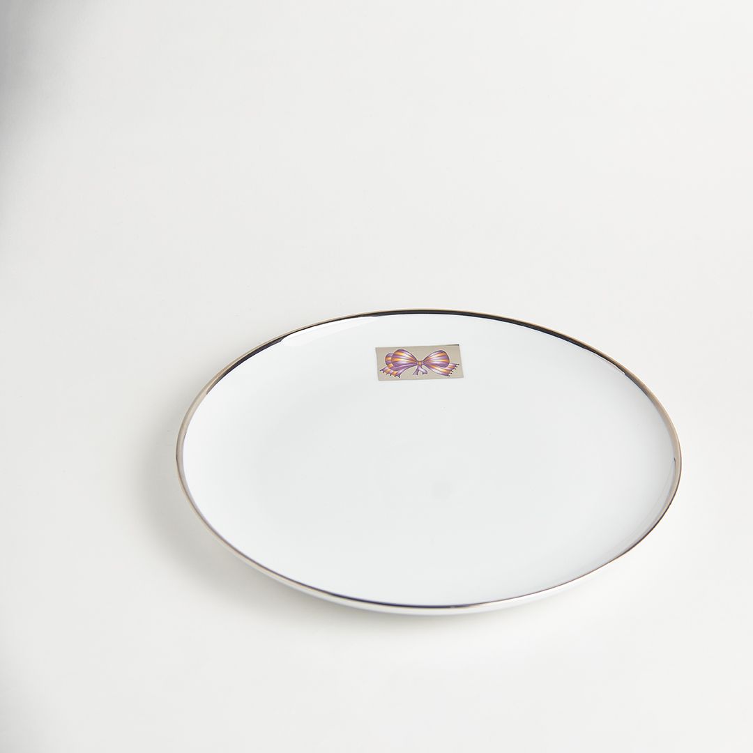 Тарелка обеденная