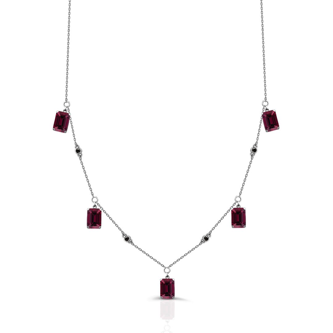 Колье из белого золота с гранатами и бриллиантами