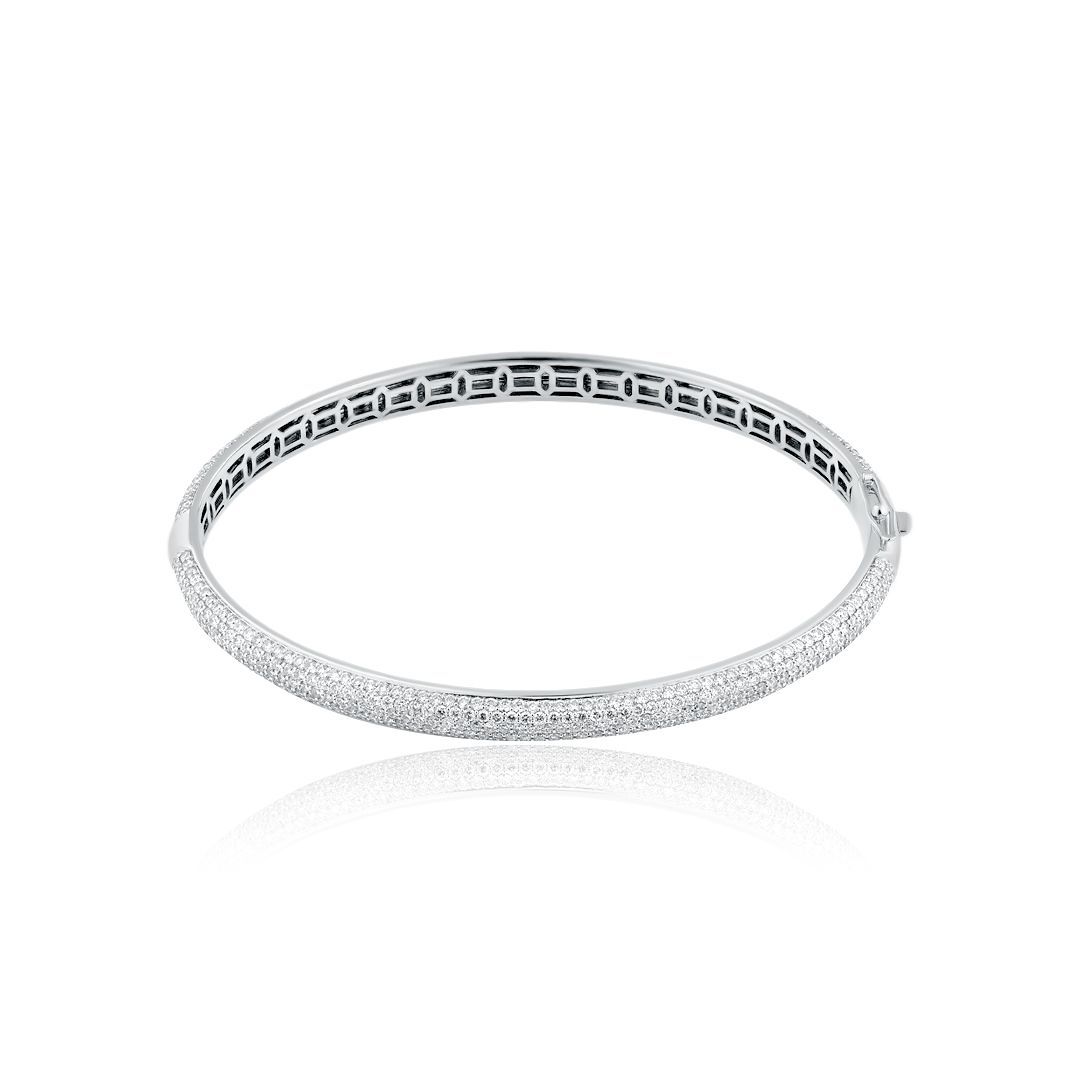 Браслет из белого золота с бриллиантами