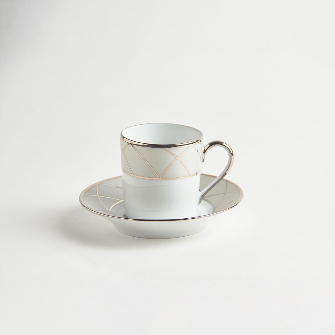 Чашка с блюдцем для кофе
