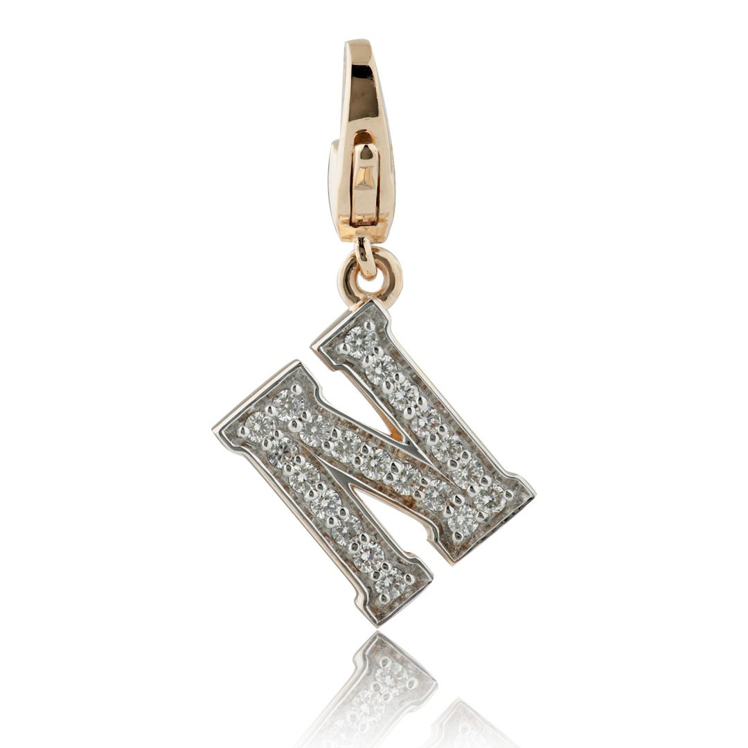 Подвеска из красного золота с бриллиантами