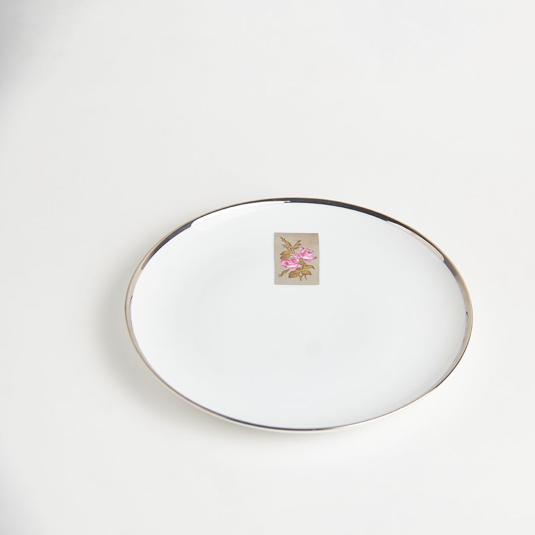 Тарелка обеденная