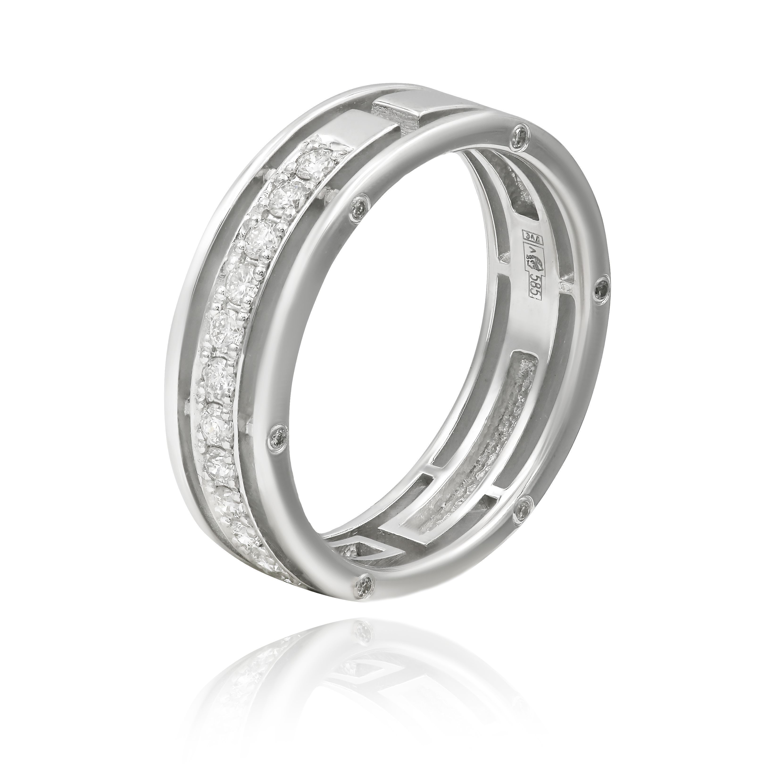 Обручальное кольцо из белого золота с бриллиантами