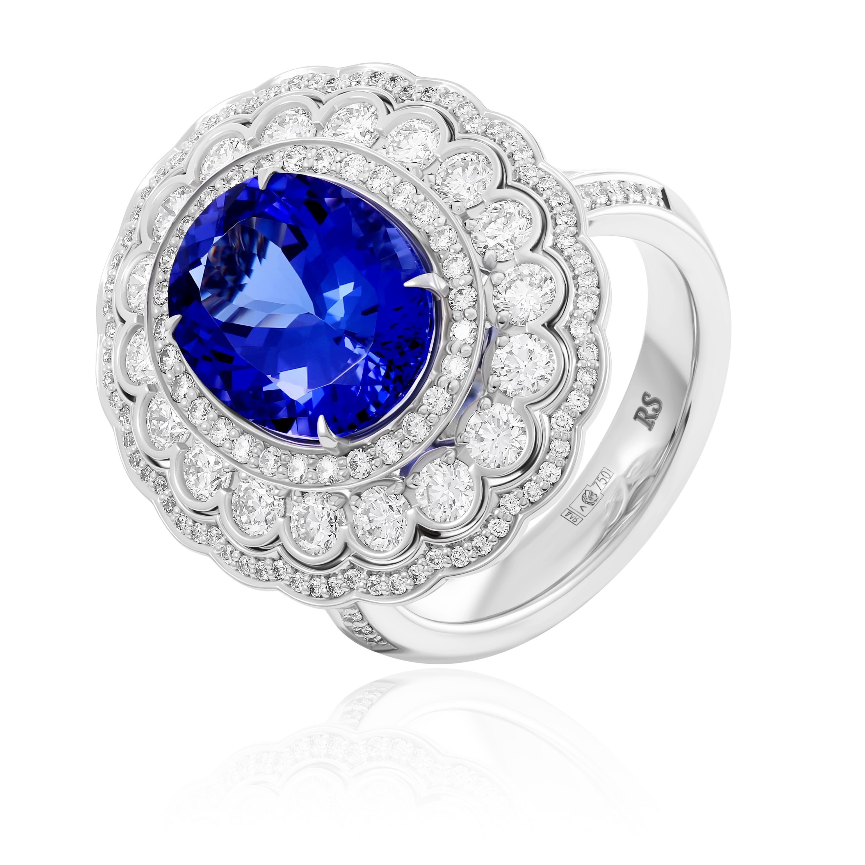 Кольцо из белого золота с танзанитом 6.78 ct и бриллиантами