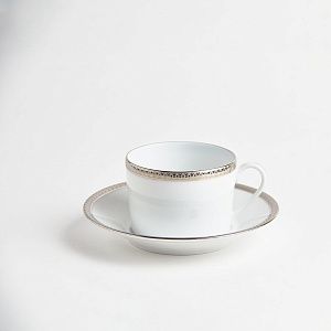 Чашка с блюдцем для чая