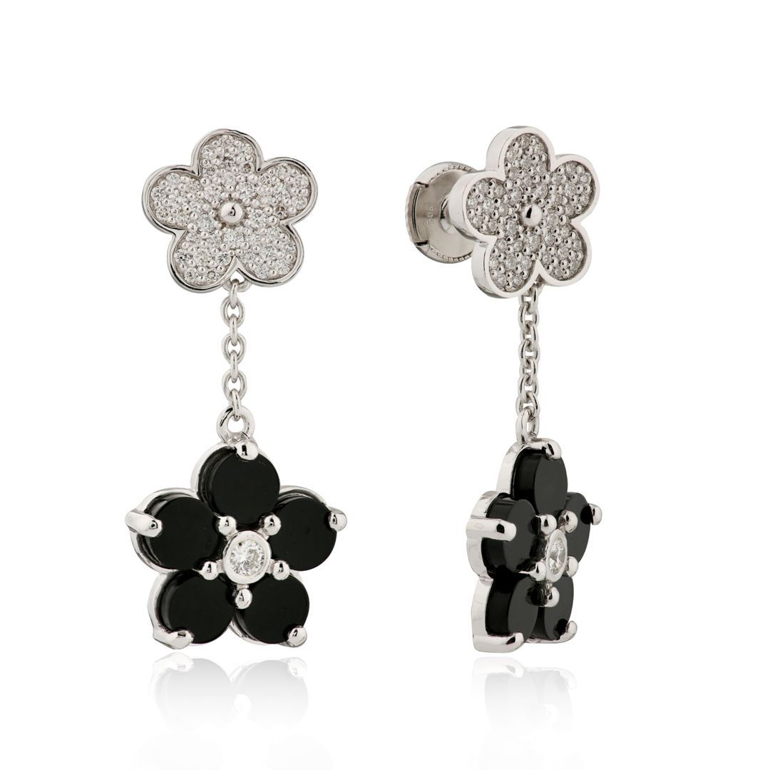 Пусеты из белого золота с ониксами и бриллиантами