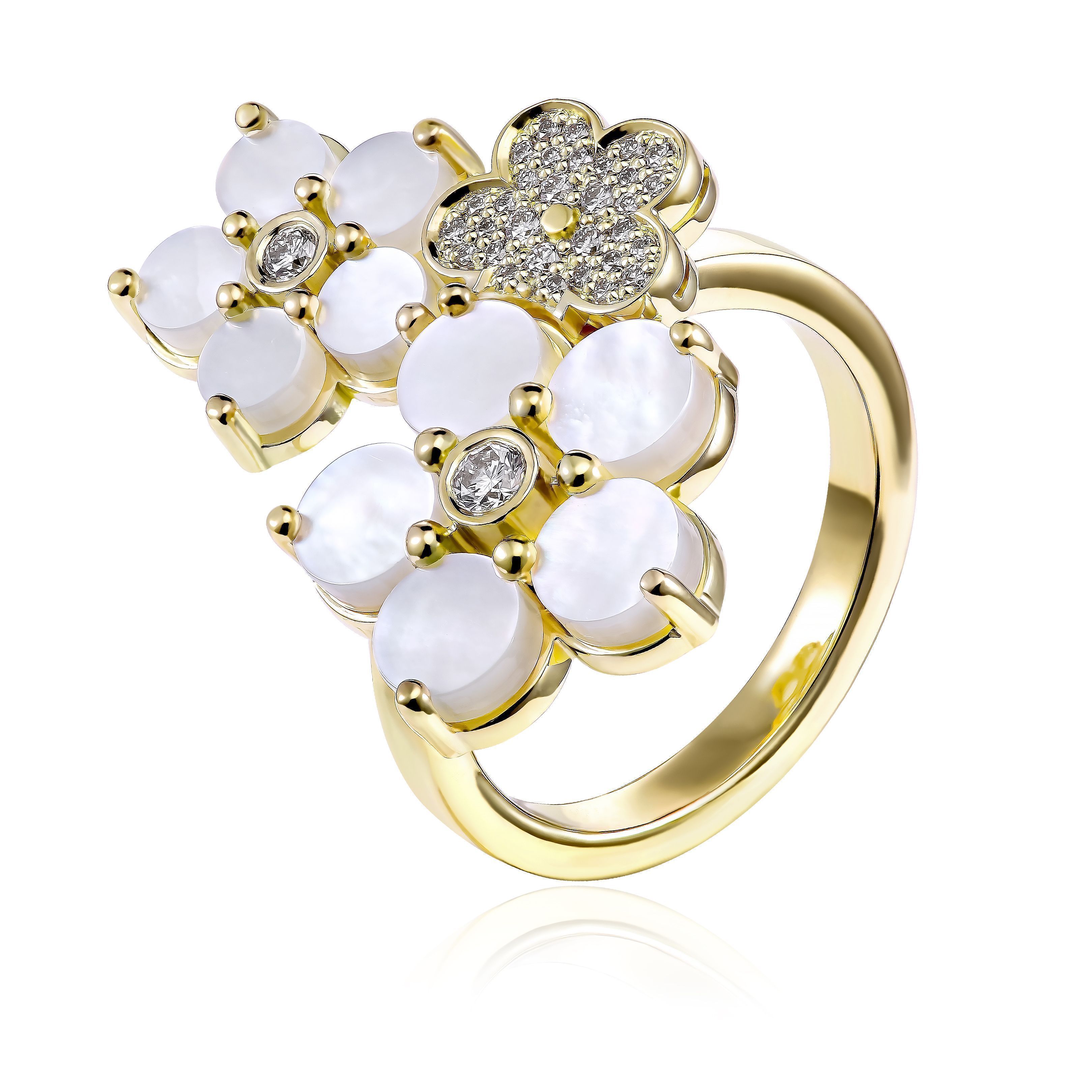 Кольцо из желтого золота с перламутром и бриллиантами