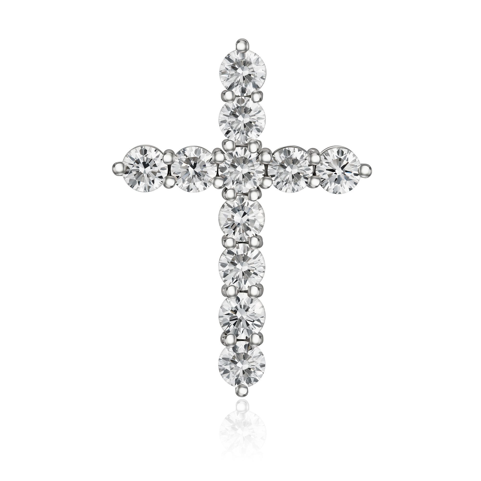 Крест из белого золота с бриллиантами