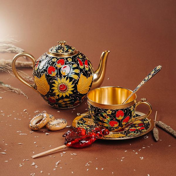 Чайник «Хохлома» из серебра