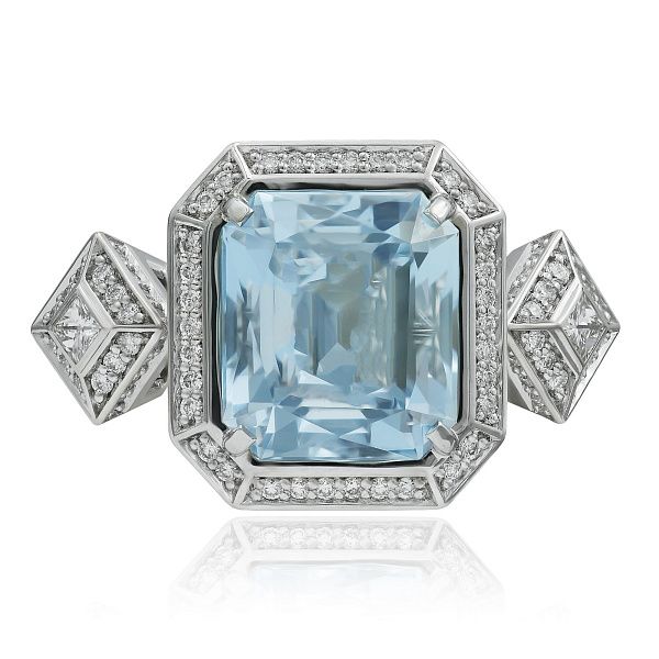 Кольцо из белого золота с аквамарином 6.1 ct и бриллиантами