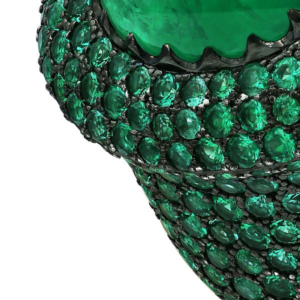 Кольцо из белого золота с изумрудом 5.57 ct