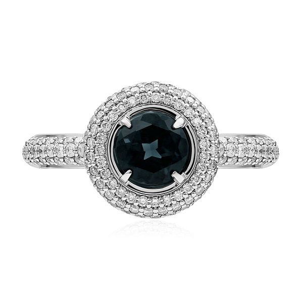 Кольцо из белого золота с бриллиантами и топазом