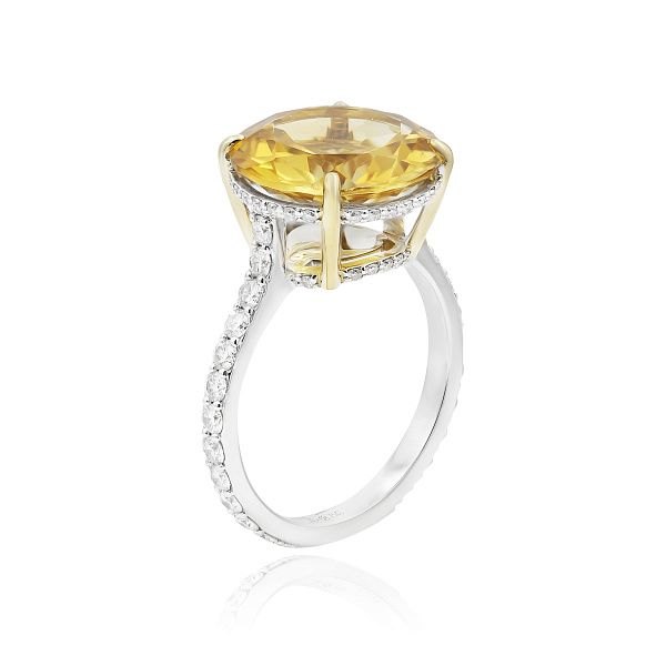 Кольцо из белого золота с цитрином 6.4 ct и бриллиантами