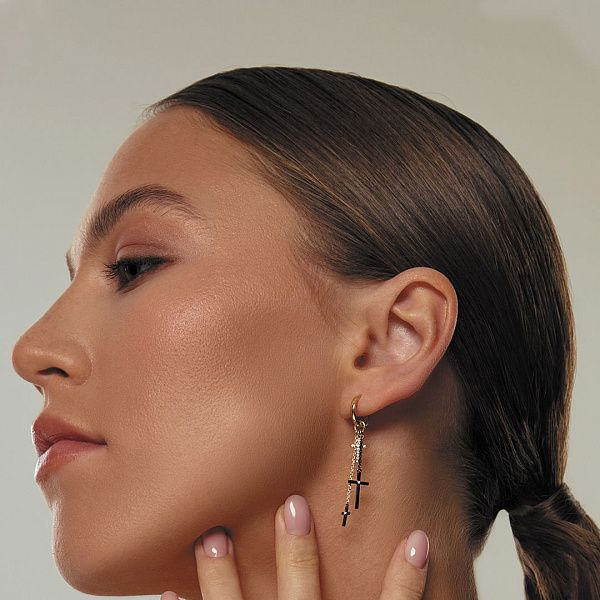 Серьги из желтого золота с бриллиантами