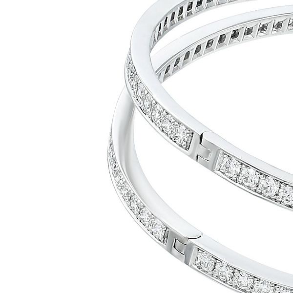 Браслет «BATEAU» из белого золота с сапфиром 1.31 ct и бриллиантами