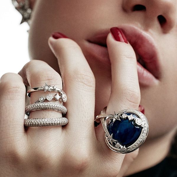 Кольцо из белого золота с бриллиантами