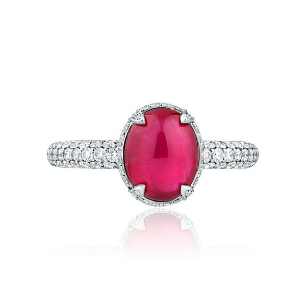 Кольцо из белого золота с бриллиантами и рубином 4.66 ct