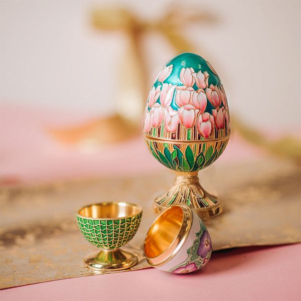 Яйцо-шкатулка «Тюльпаны» из серебра