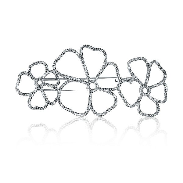 Брошь из белого золота с бриллиантами