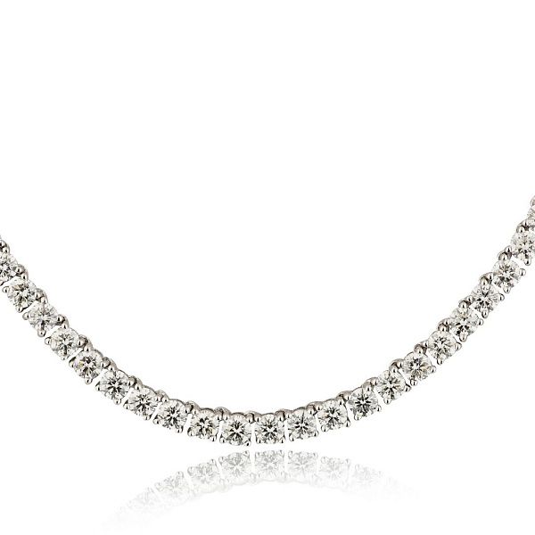 Колье из белого золота с бриллиантами