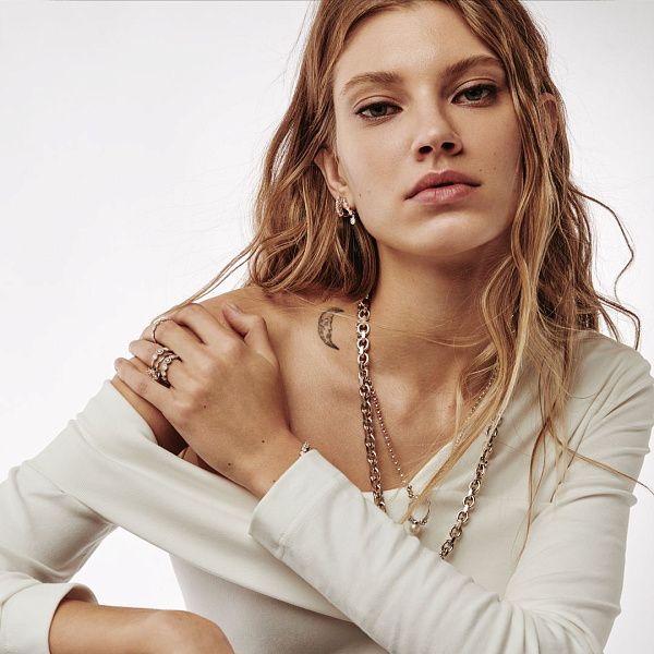 Серьги из белого золота с бриллиантами