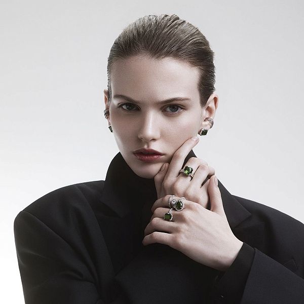 Пусеты из белого золота с турмалинами 8.84 ct и бриллиантами