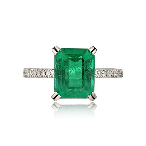 Кольцо из белого золота с изумрудом 3.61 ct и бриллиантами