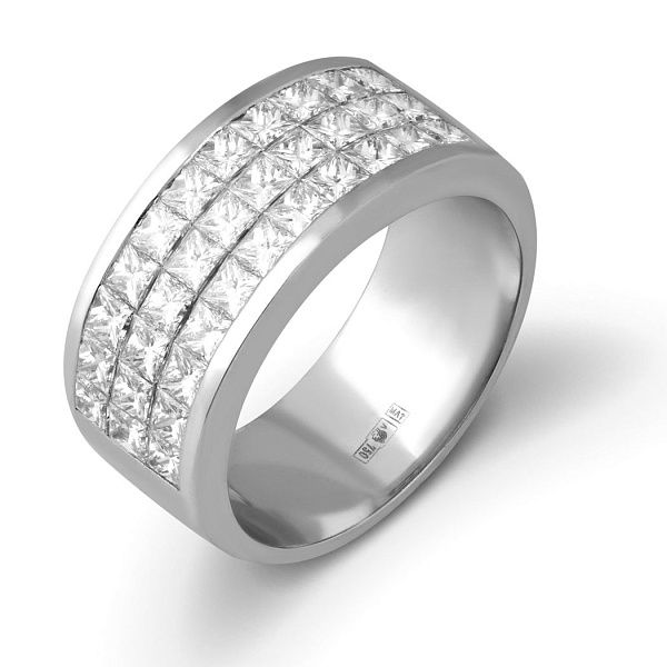 Кольцо из белого золота с бриллиантами