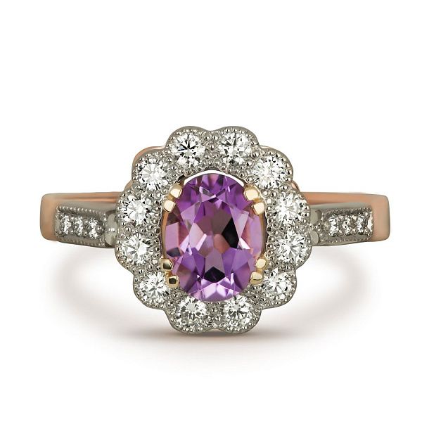 Кольцо из красного золота с бриллиантами и аметистом