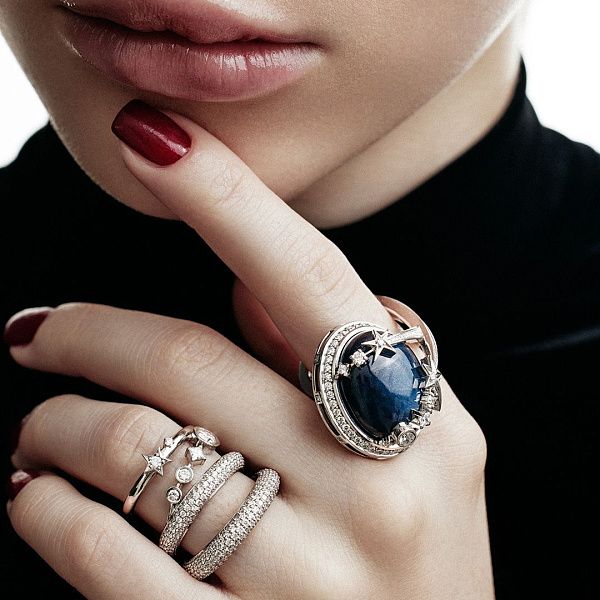 Кольцо из белого золота с сапфиром 35.41 ct и бриллиантами