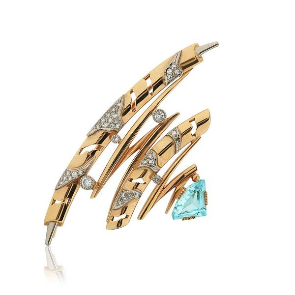 Брошь из красного золота с топазом и бриллиантами