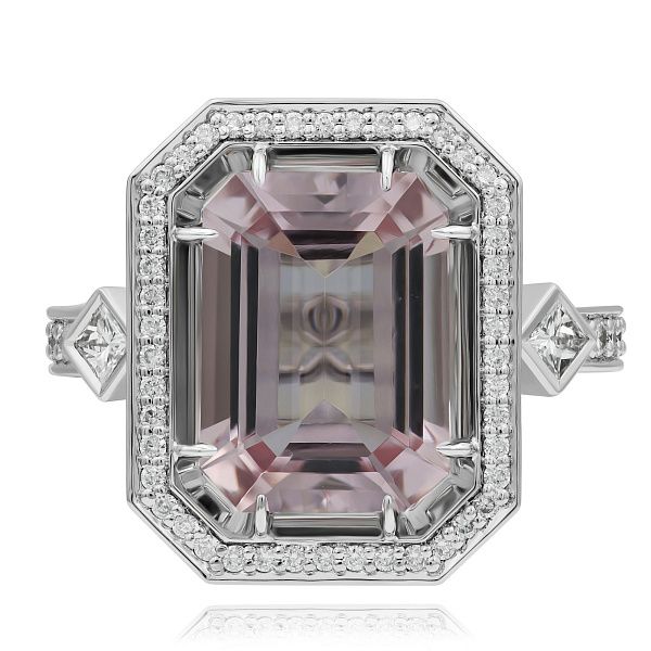 Кольцо из белого золота с бриллиантами и морганитом 5.57 ct