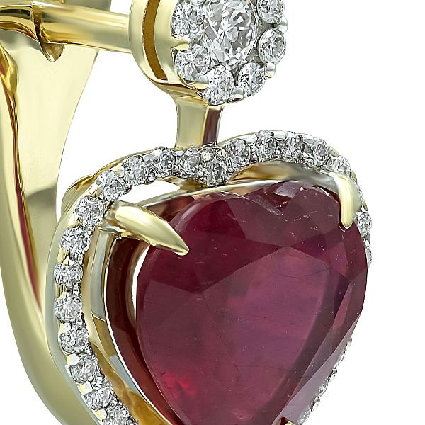 Серьги из желтого золота с рубинами и бриллиантами