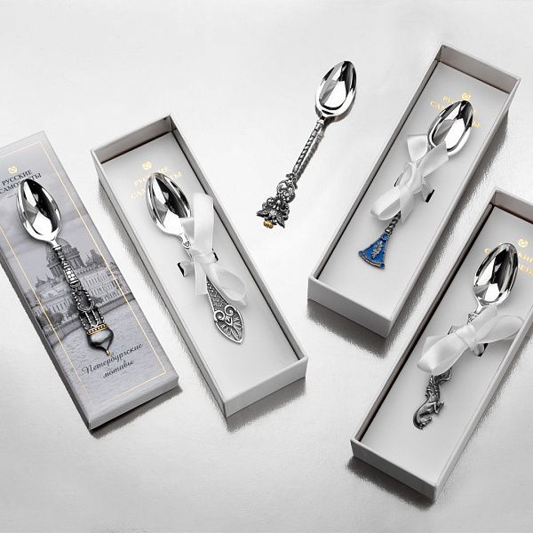 Ложка чайная «Берега Невы» из серебра