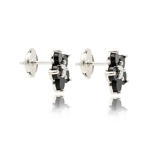 Пусеты из белого золота с ониксом и бриллиантами