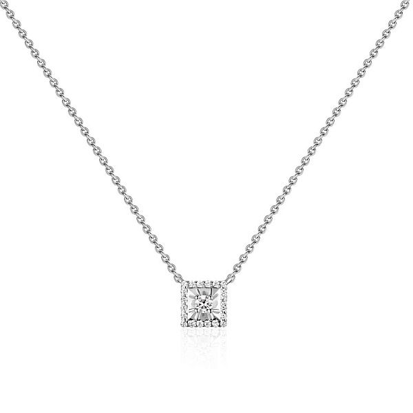 Колье из белого золота с бриллиантами