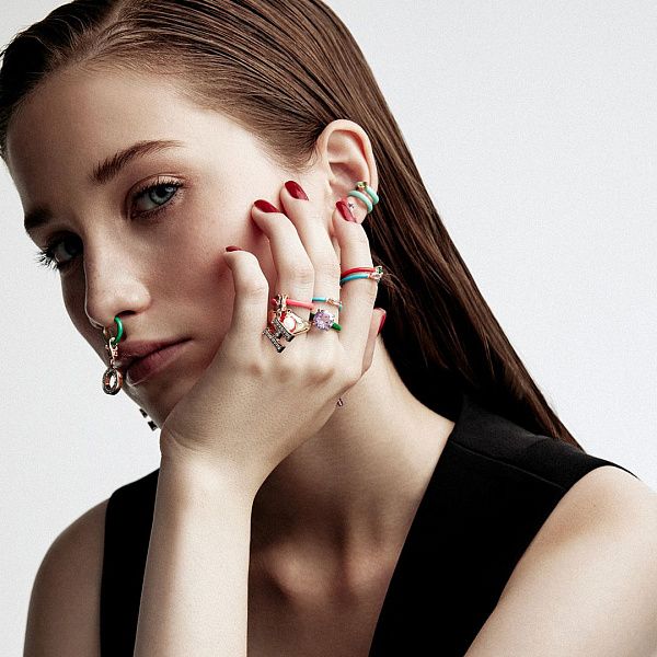 Серьга кафф из желтого золота 