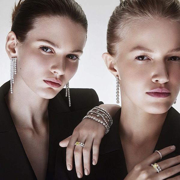 Кольцо из белого золота с желтым бриллиантом 1.74 ct