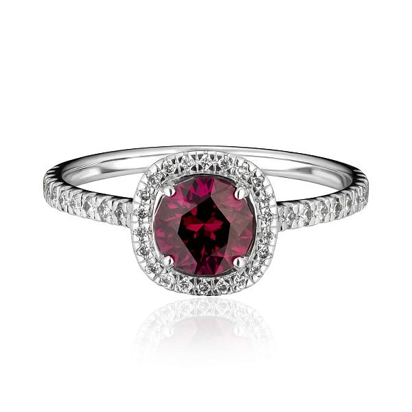 Кольцо из белого золота с гранатом и бриллиантами