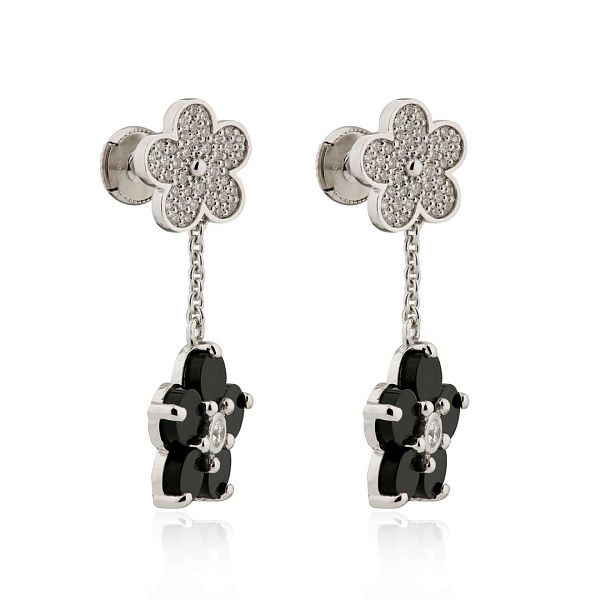 Пусеты из белого золота с ониксами и бриллиантами