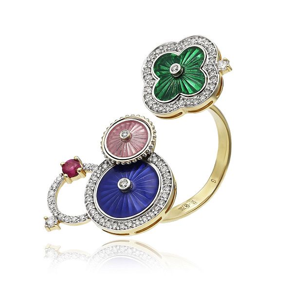 Кольцо из желтого золота с рубином и бриллиантами