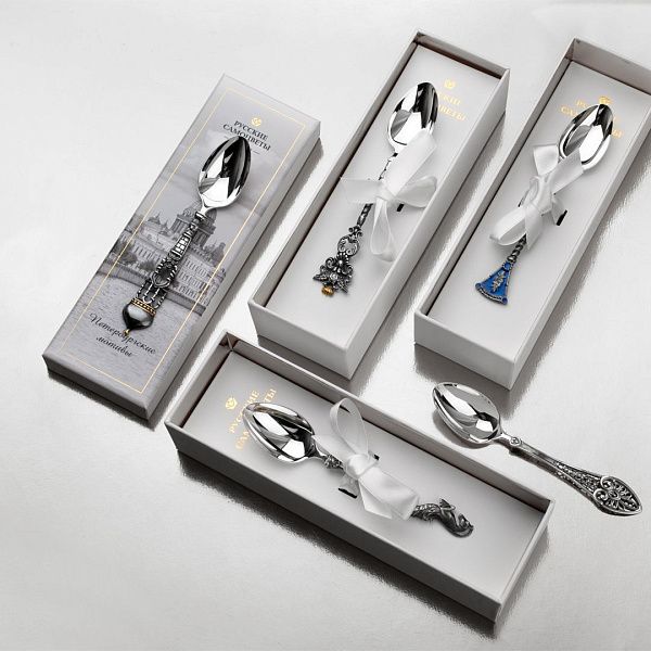 Ложка чайная «Соборы Петербурга» из серебра