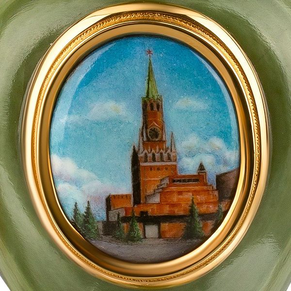 Ваза с видами Москвы с миниатюрой и офиокальцитом